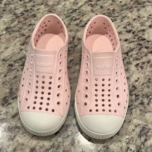 Toddler Girls Natives - Size 10